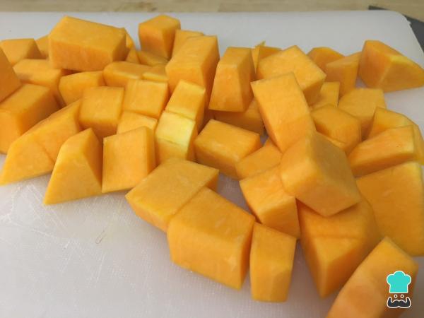 Crème de citrouille et de carottes au gingembre Recette - Étape 2