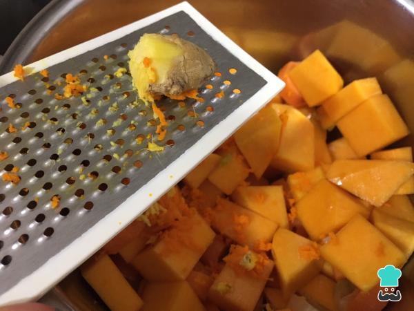 Crème de citrouille et de carottes au gingembre Recette - Étape 3