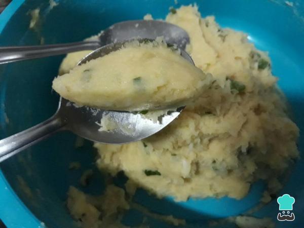 Recette Beignets de cabillaud et pommes de terre sans farine - Étape 5
