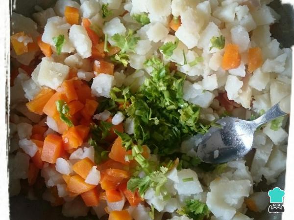 Recette de salade de saucisses et de pommes de terre - Étape 4