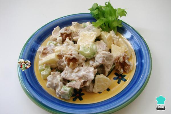 Recette de salade de poulet et de noix