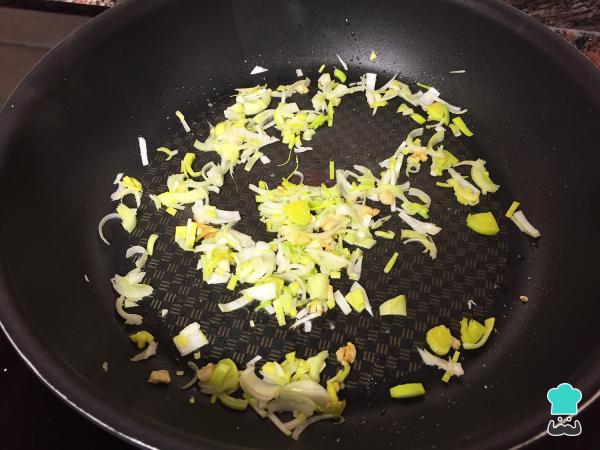 Recette de Pâtes au poulet, légumes et soja - Étape 2