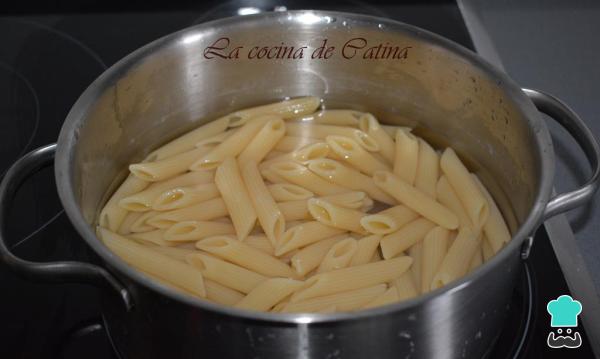 Recette de Macaroni aux trois fromages - Etape 1