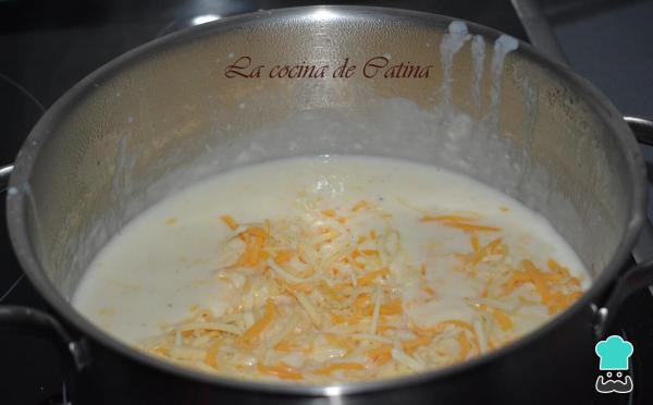 Recette de Macaroni aux trois fromages - Etape 2