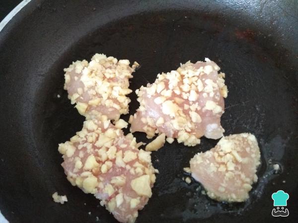 Salade de mâche au poulet recette - Étape 4