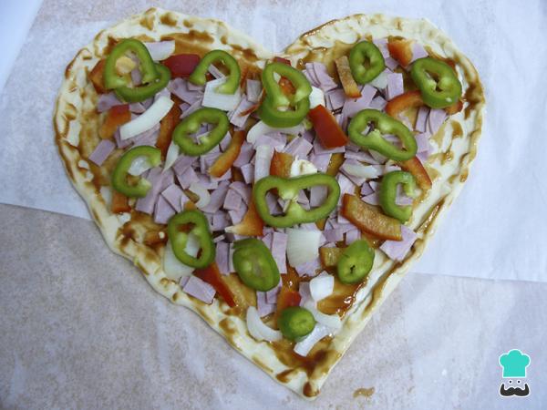 Recette de pizza en forme de coeur - Étape 13