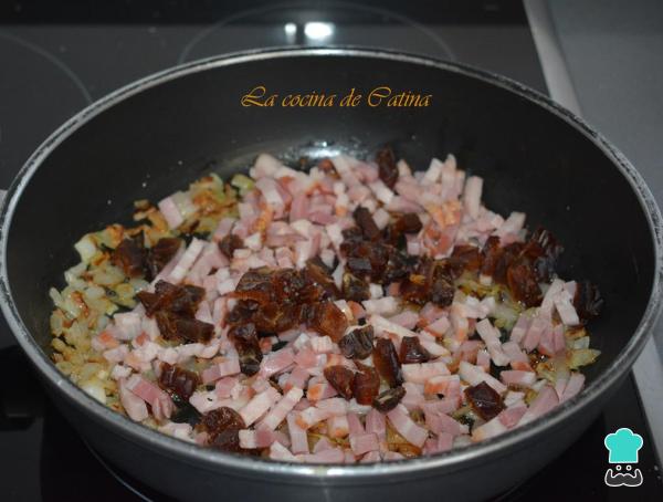 Recette de Mini quiches au bacon avec fromage et oignon - Étape 2