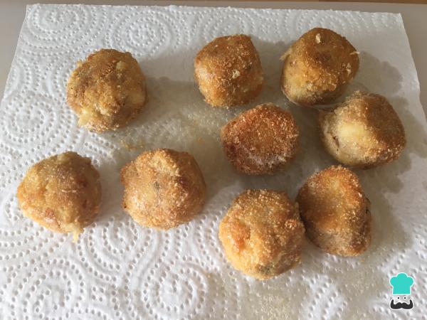 Recette de boulettes de thon frites - Étape 6