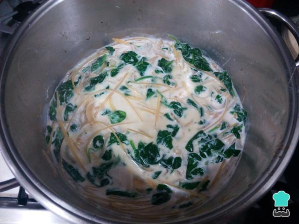 Recette de pâtes au pesto de poulet - Étape 7