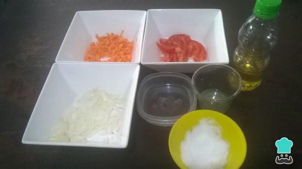 Recette de salade de carottes et de tomates - Étape 1