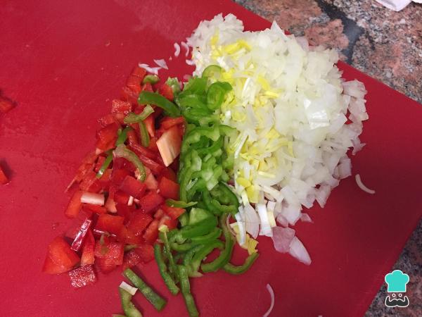 Recette Fideuá aux seiches et légumes - Étape 1