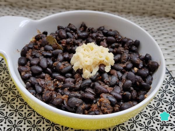 Recette d'Arepas farcis aux haricots noirs - Étape 3