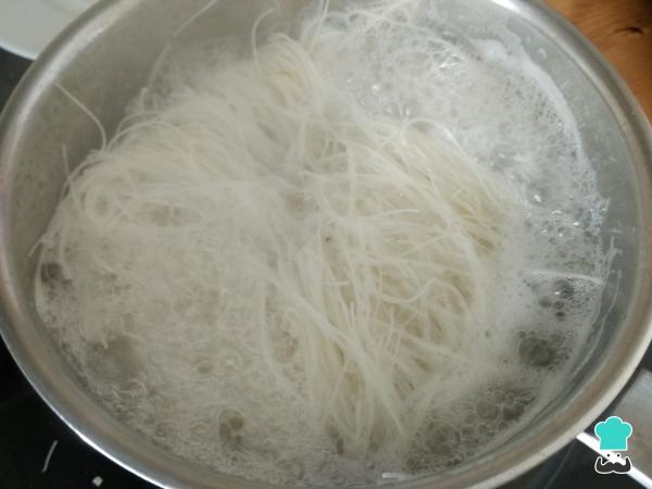 Recette de salade de nouilles thaïlandaise - Étape 2