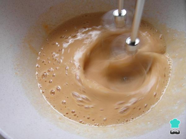 Recette de génoise à l'orange sans gluten et sans lactose - Étape 1