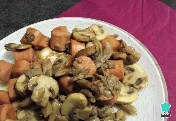 Recette Saucisses aux champignons - Étape 5