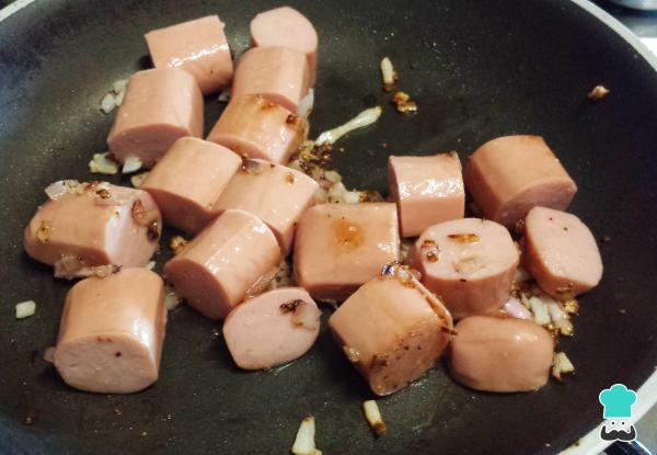 Saucisses mijotées à la tomate Recette - Étape 4