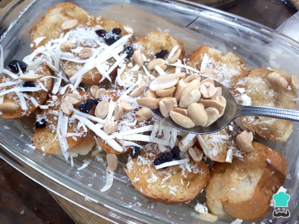 Capirotada mexicaine avec recette de panela - Étape 5