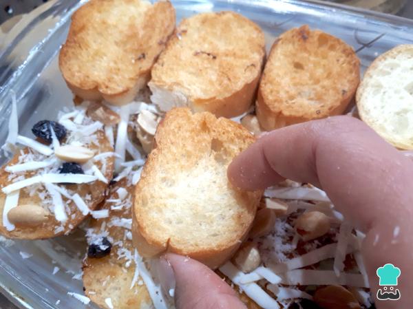 Recette de Capirotada mexicaine avec panela - Étape 6