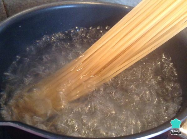 Recette de spaghetti carbonara à l'italienne - Étape 6