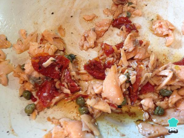 Recette de pâtes au saumon et tomates séchées - Étape 3