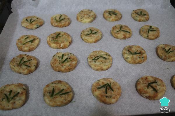 Recette de craquelins au beurre et au fromage - Étape 8