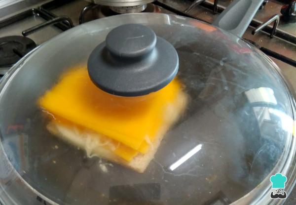 Recette de sandwich au fromage fondu - Étape 4