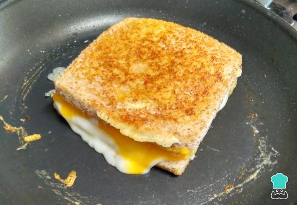 Recette de sandwich au fromage fondu - Étape 5