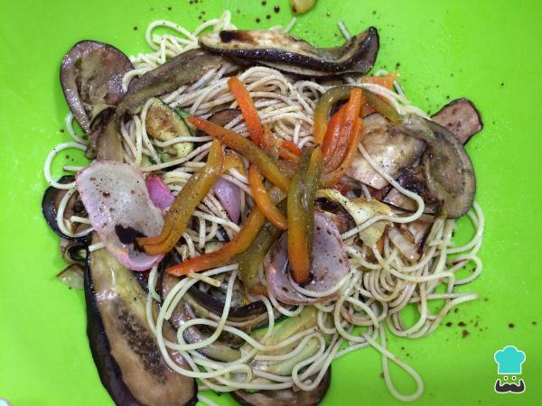 Recette de Salade de Pâtes et Légumes Rôtis - Étape 4