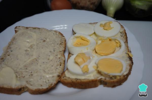 Recette de sandwich au thon et aux œufs durs - Étape 4