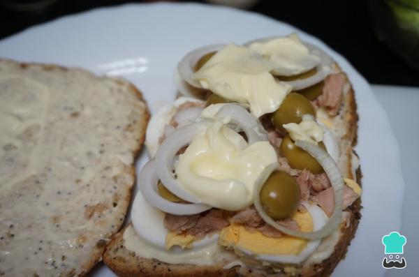 Recette de sandwich au thon et aux œufs durs - Étape 8