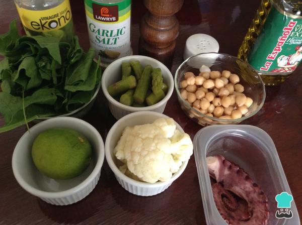 Salade de pois chiches avec recette de poulpe - Étape 1