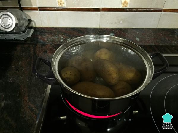 Recette de salade de pommes de terre allemande - Étape 2