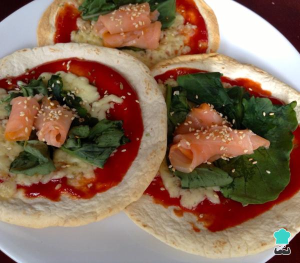 Recette de pizza au saumon et à la roquette - Étape 5