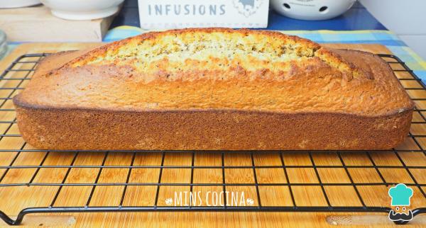 Recette de la génoise au citron et aux graines de pavot