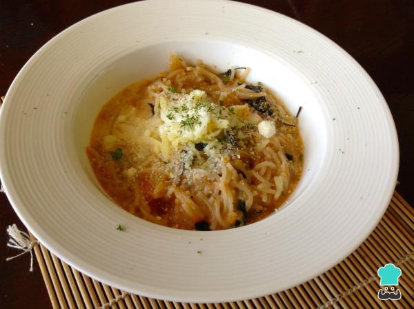 Recette de nouilles à la sauce caprese