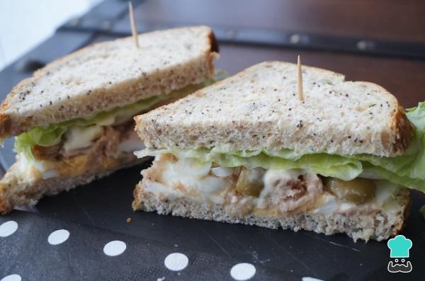 Recette de sandwich au thon et aux œufs durs