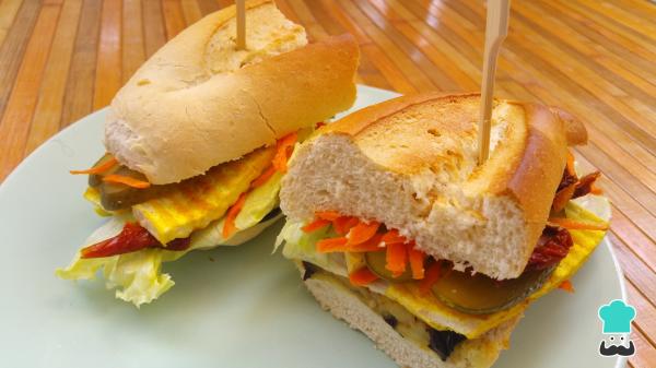 Recette de sandwich au tofu et aux légumes