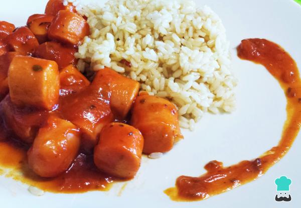 Recette de saucisses mijotées à la tomate