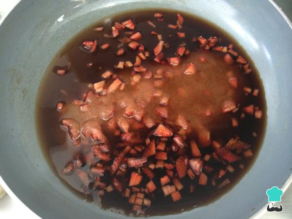 Recette de salade d'épinards frais et de fraises - Étape 2