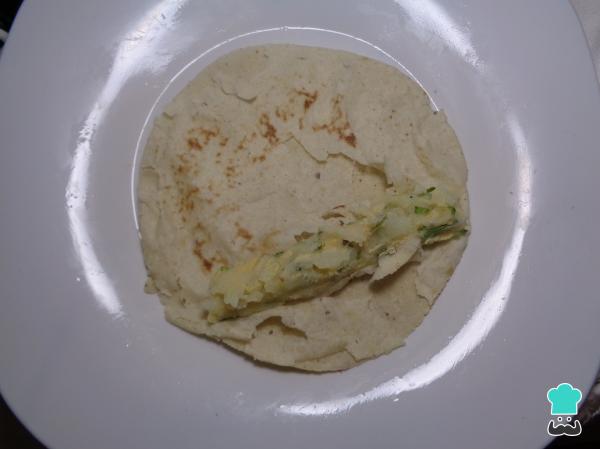 Tacos de pommes de terre dorées au poulet Recette - Étape 10