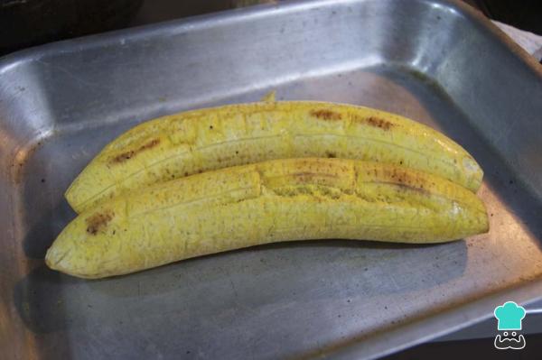 Recette de miettes de plantain aux couennes de porc - Étape 2