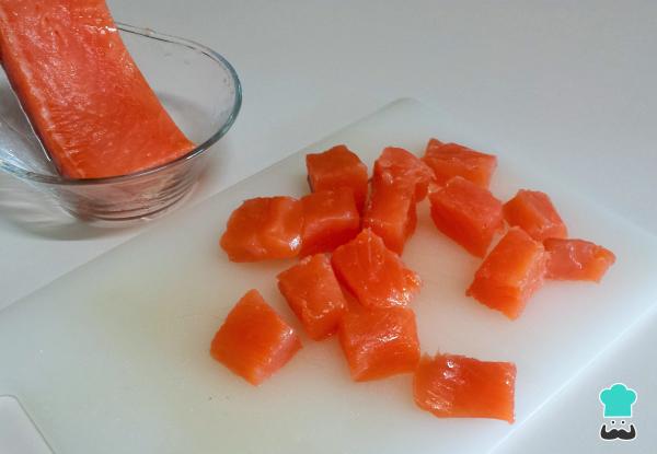 Recette de brochettes de saumon fumé - Étape 2