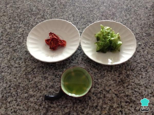 Salade verte aux tomates séchées Recette - Étape 1