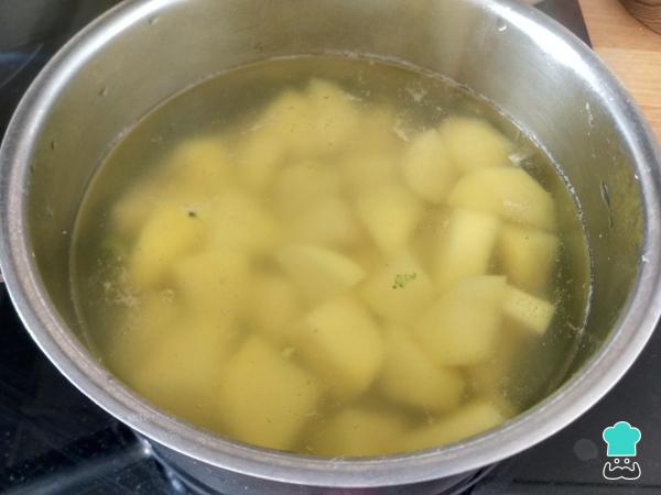 Recette de pancakes aux pommes de terre et au brocoli - Étape 4