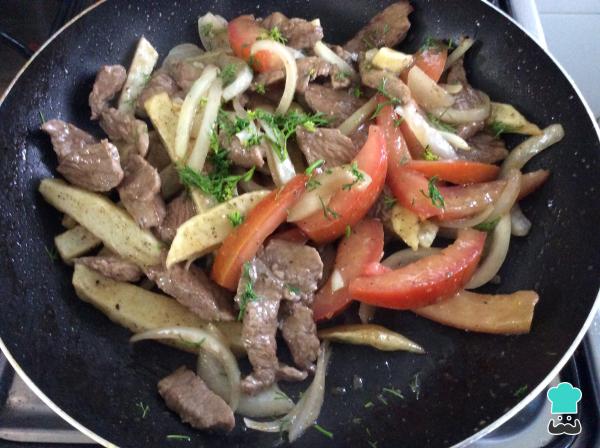 Recette de Lomo saltado - Étape 7
