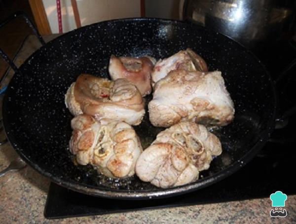 Recette de Knuckles avec sauce Bonilla - Étape 2