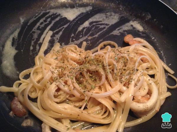 Recette de nouilles aux calamars et crevettes - Étape 8