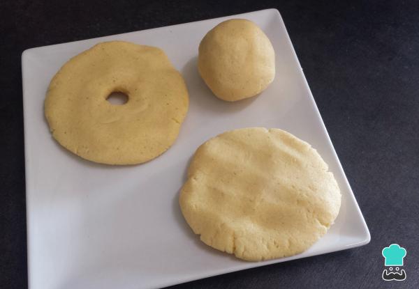 Recette d'arepas de maïs frit - Étape 5