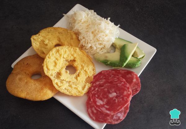 Recette d'arepas de maïs frit - Étape 8