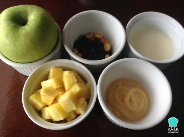 Recette de salade de pommes et de raisins secs - Étape 1